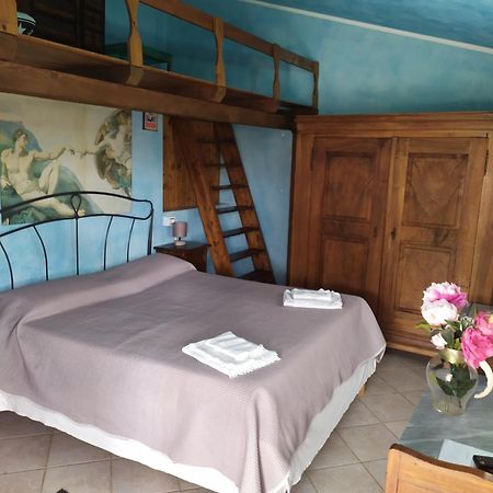 Da Teresa Bed & Breakfast San Teodoro  Cameră foto