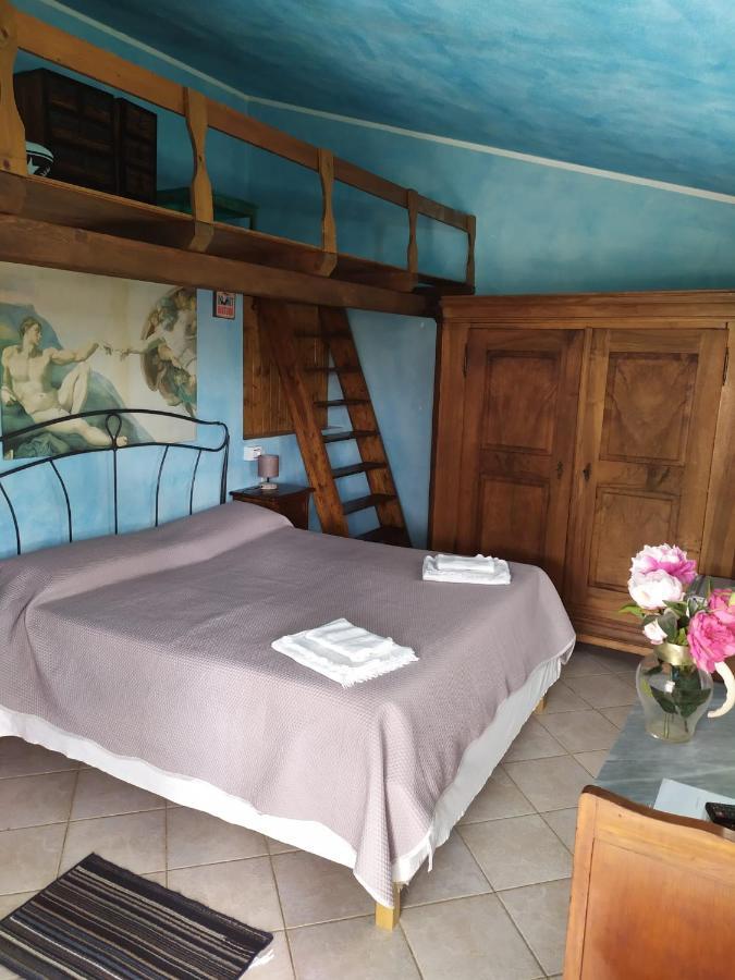 Da Teresa Bed & Breakfast San Teodoro  Exterior foto